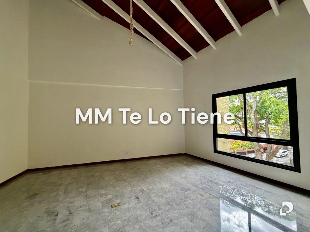 Apartment in Altamira, Caracas – 4