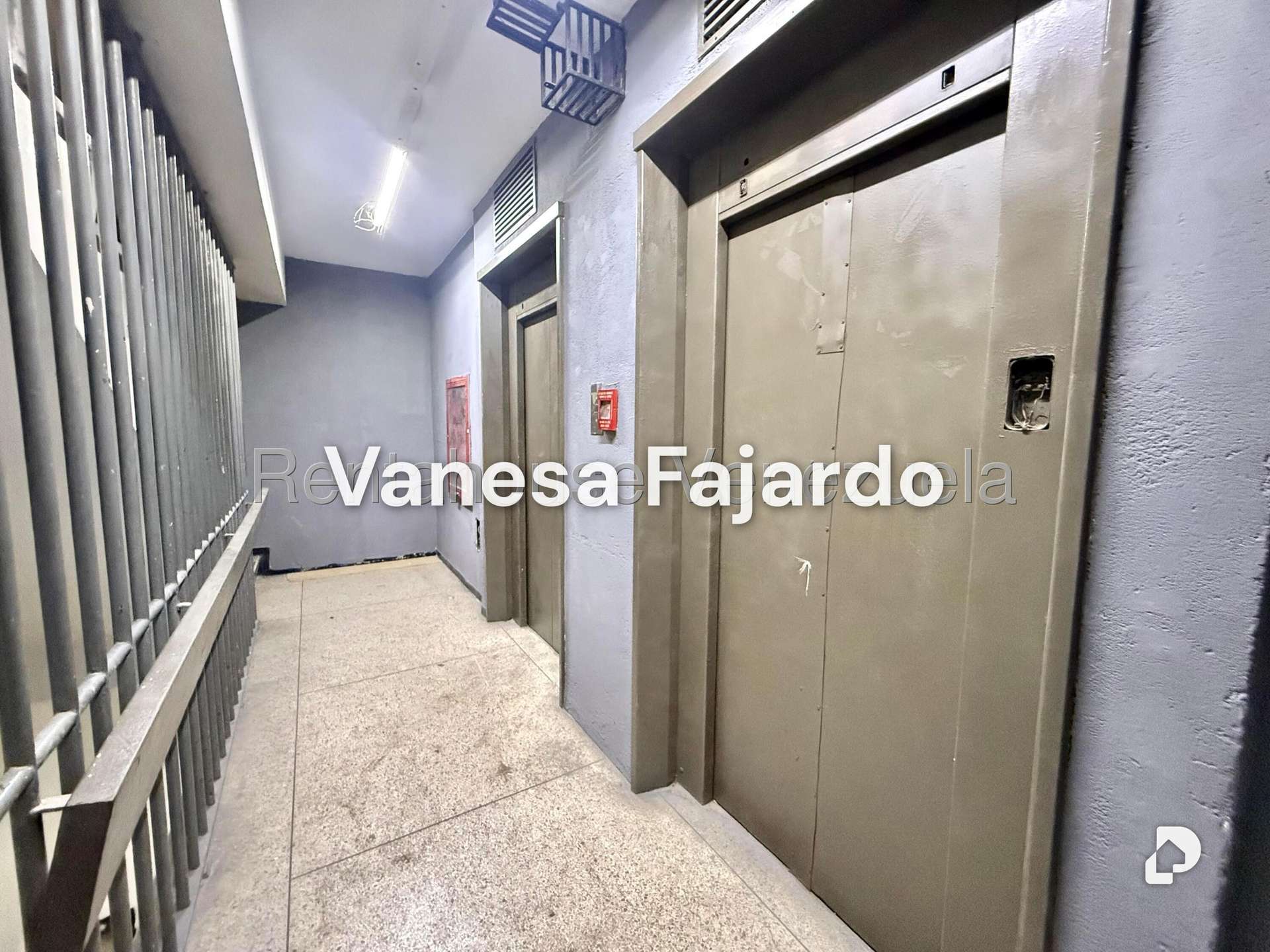 Edificio en Centro, Caracas – 15