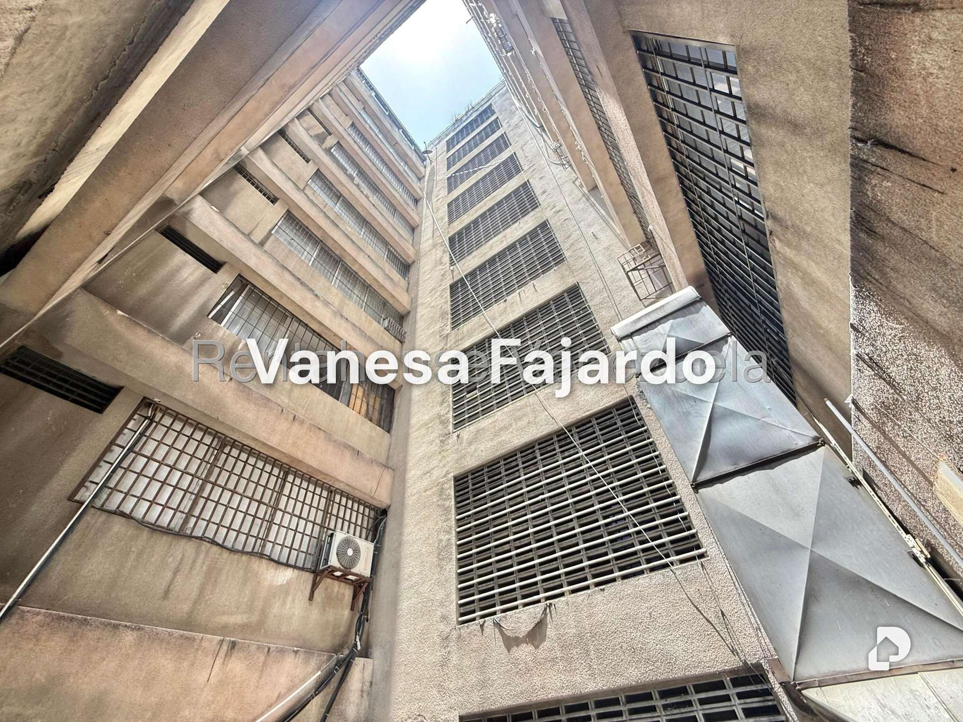 Edificio en Centro, Caracas – 14