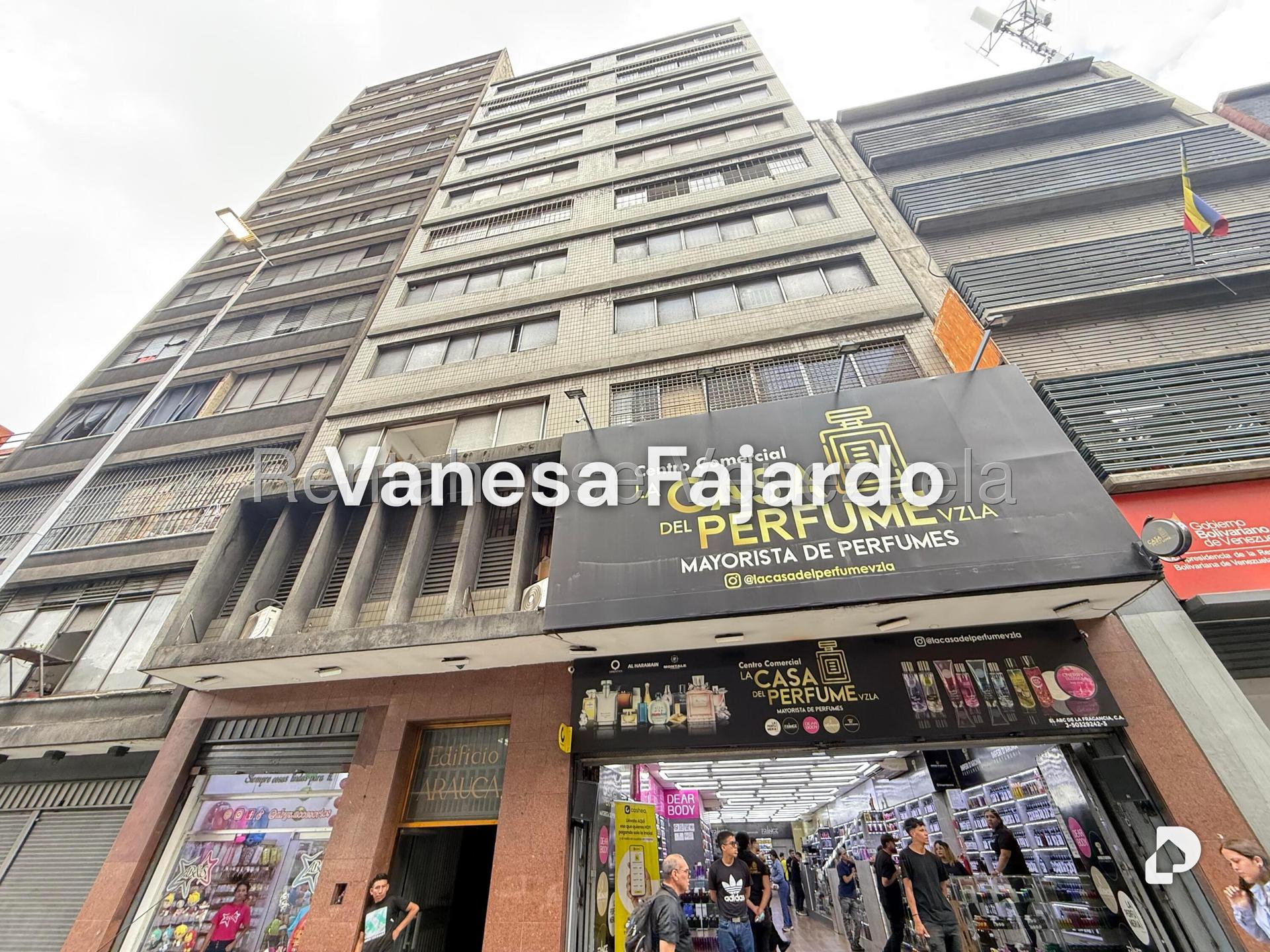 Edificio en Centro, Caracas – 2