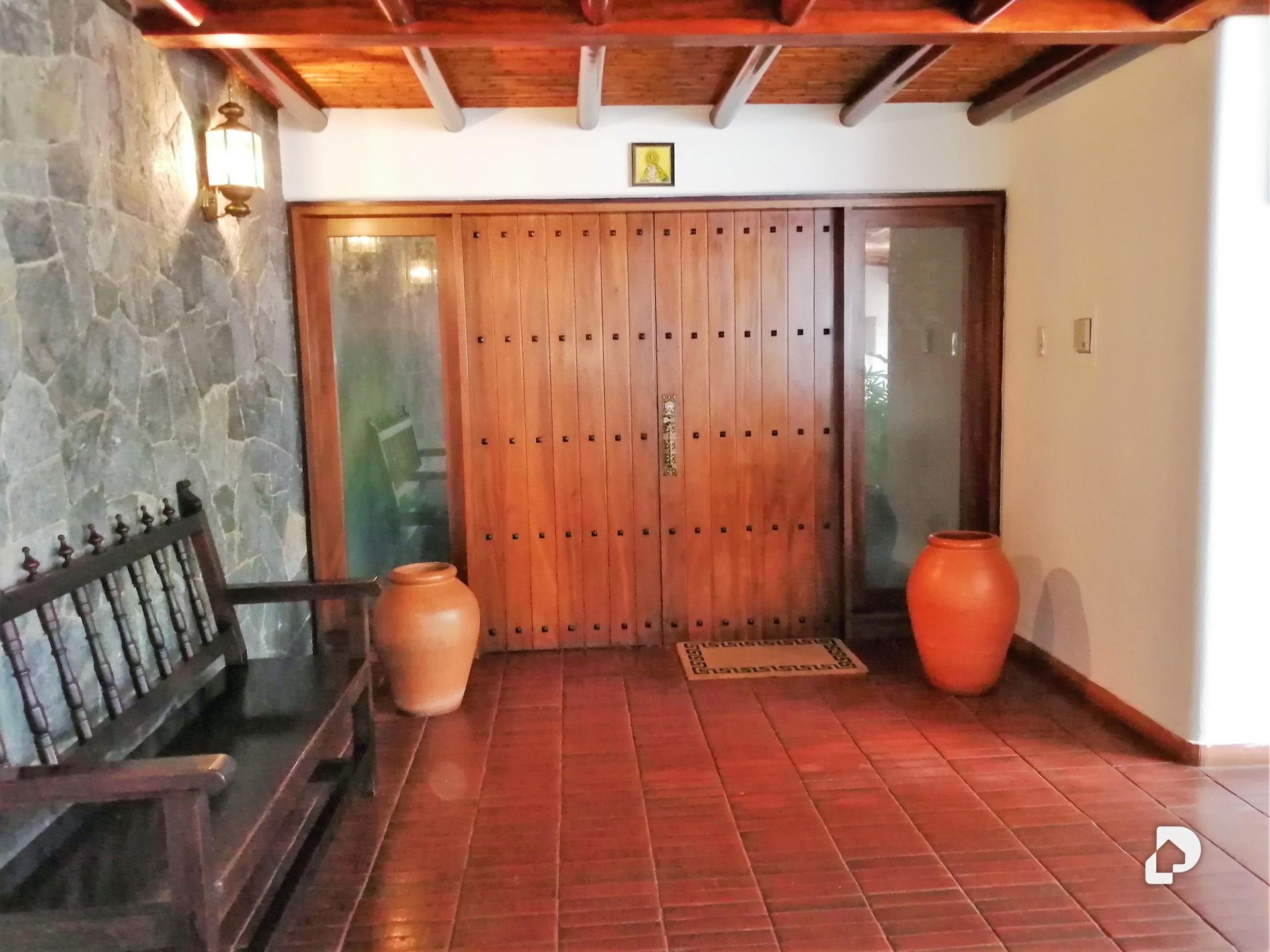 Casa en Cumbres de Curumo, Caracas – 3