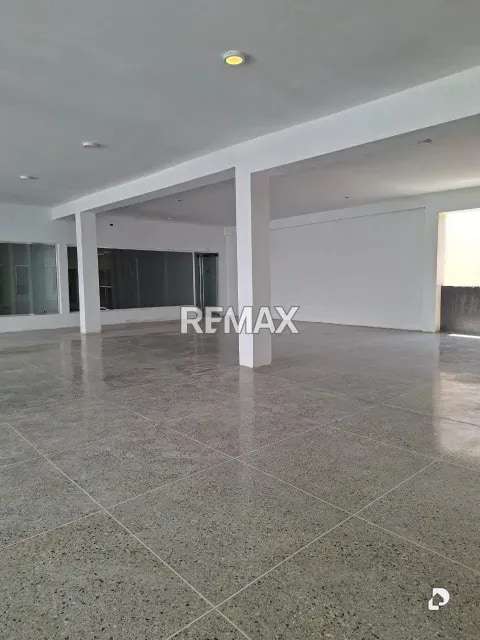 Local comercial en La Coromoto, San Francisco – 12