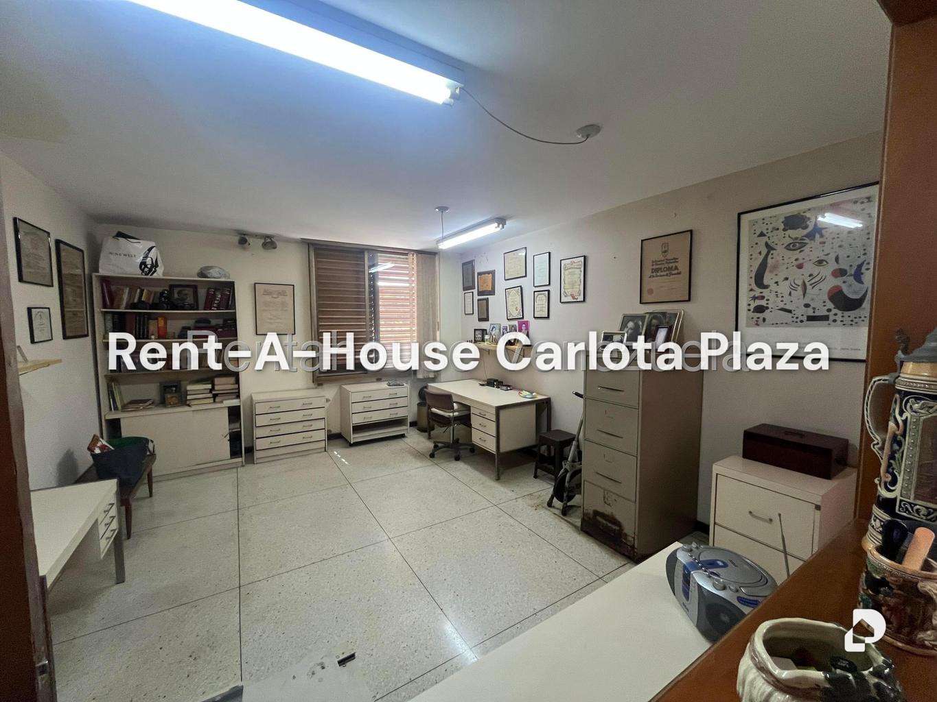 Casa en El Marqués, Caracas – 22