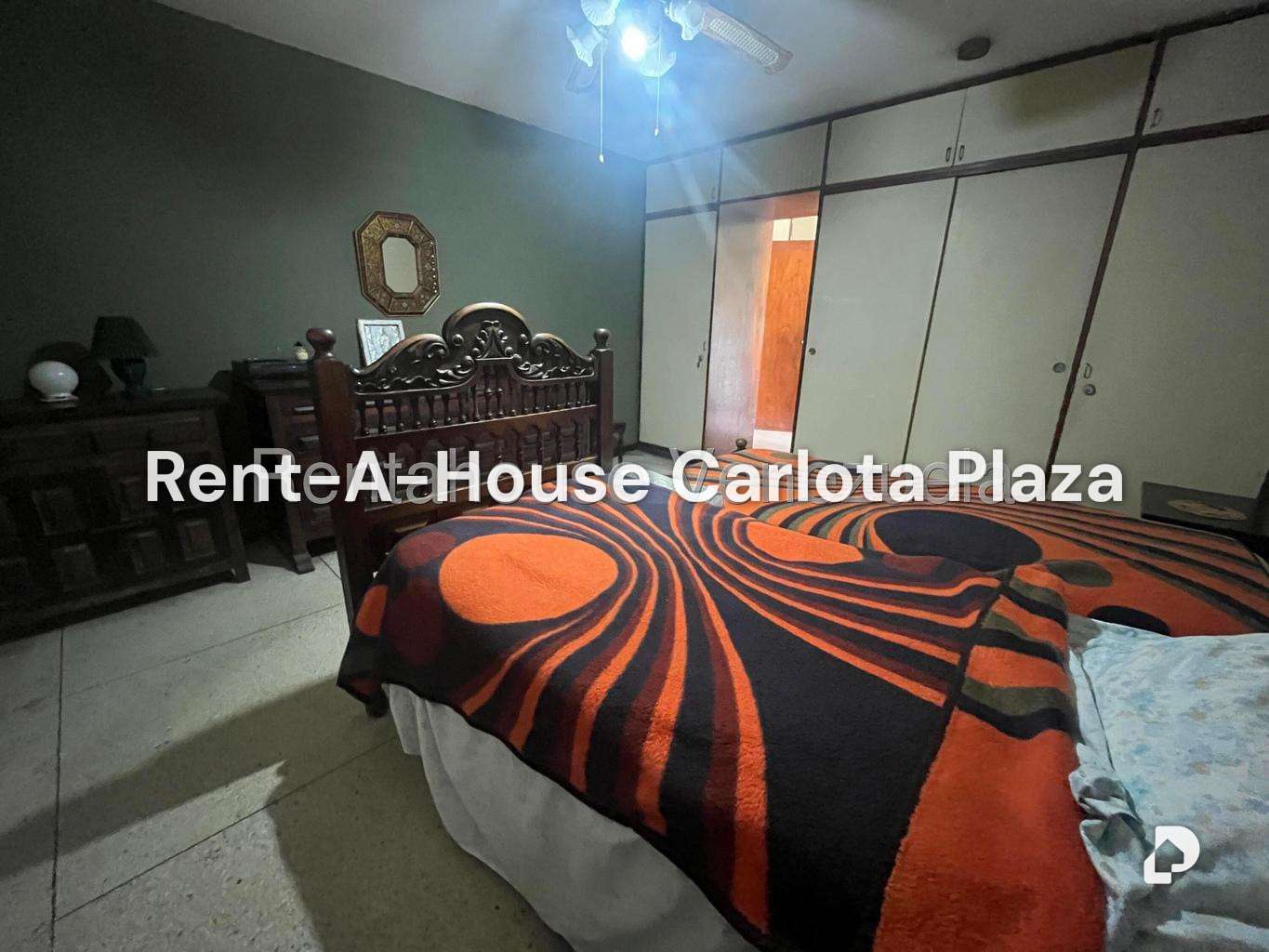 Casa en El Marqués, Caracas – 27