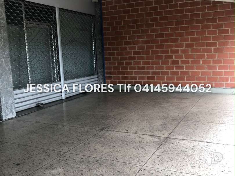 Local comercial en Agua Blanca, Valencia – 4