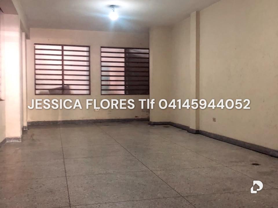 Local comercial en Agua Blanca, Valencia – 2