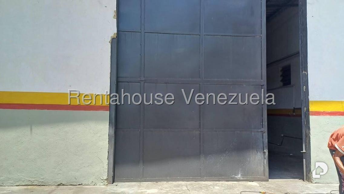 Local comercial en Bello Monte, Caracas – 1