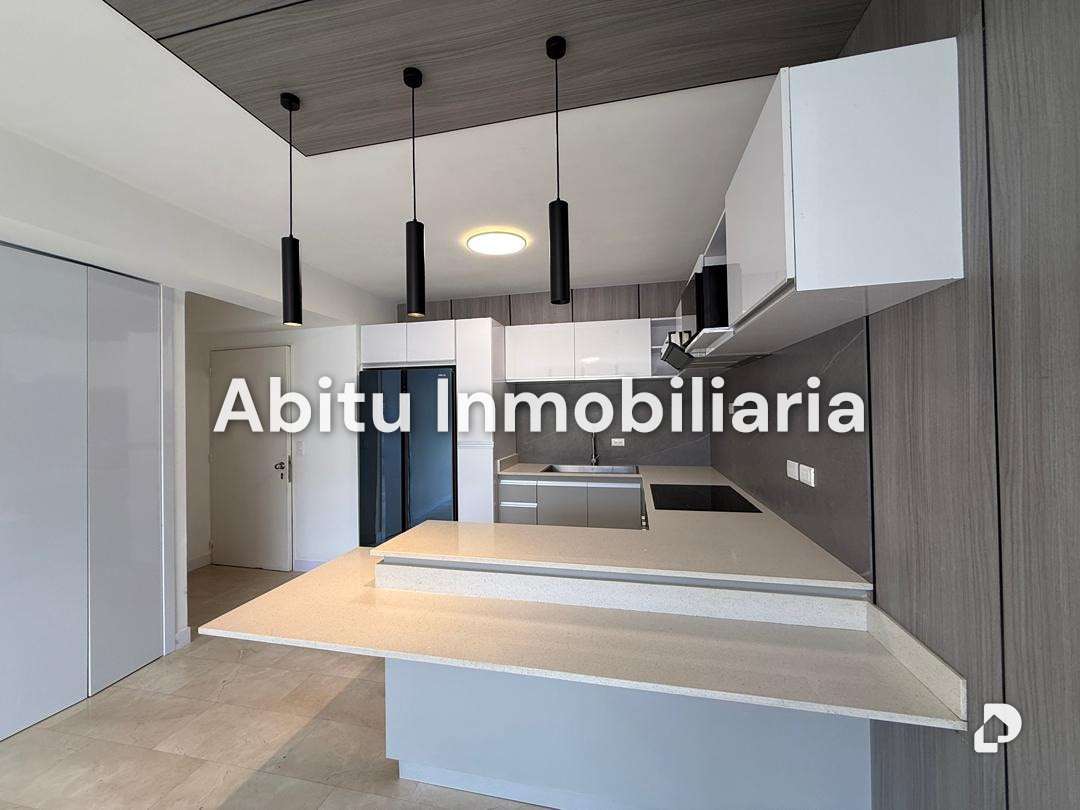 Apartamento en La Boyera, Caracas – 2
