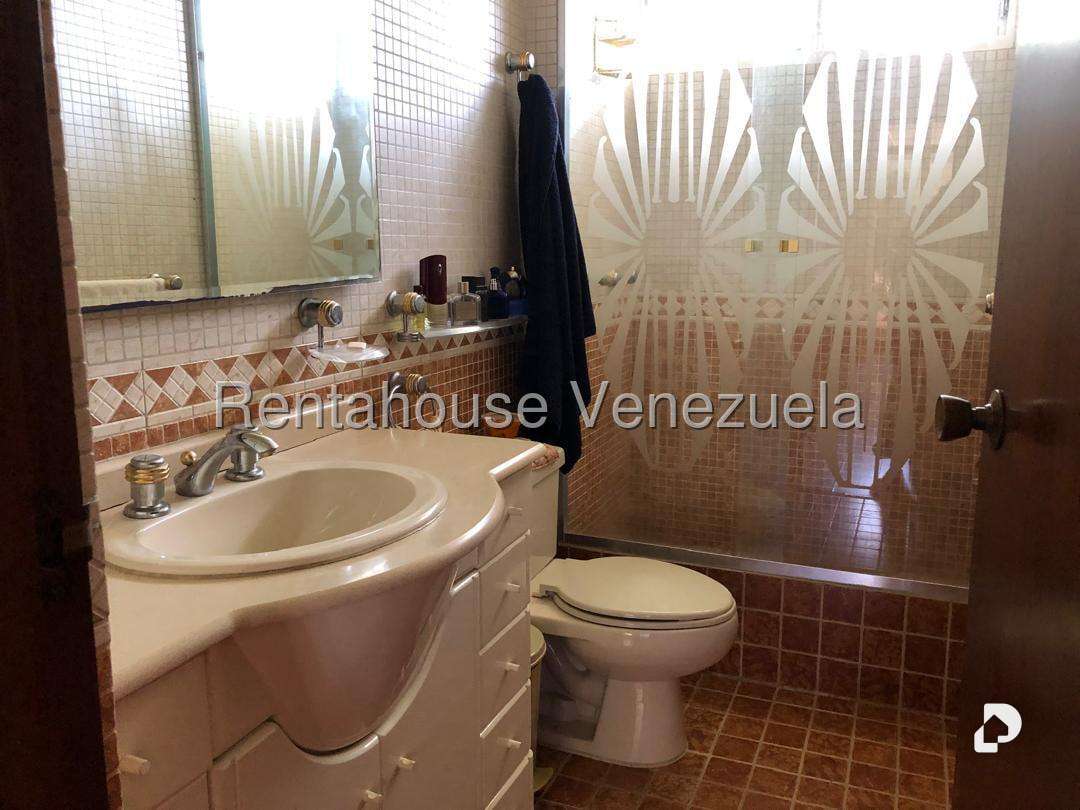 Casa en Monte Elena, Caracas – 16