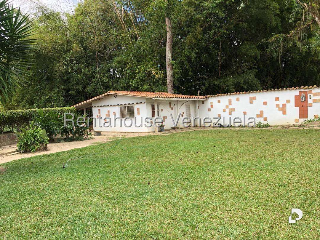 Casa en Monte Elena, Caracas – 28