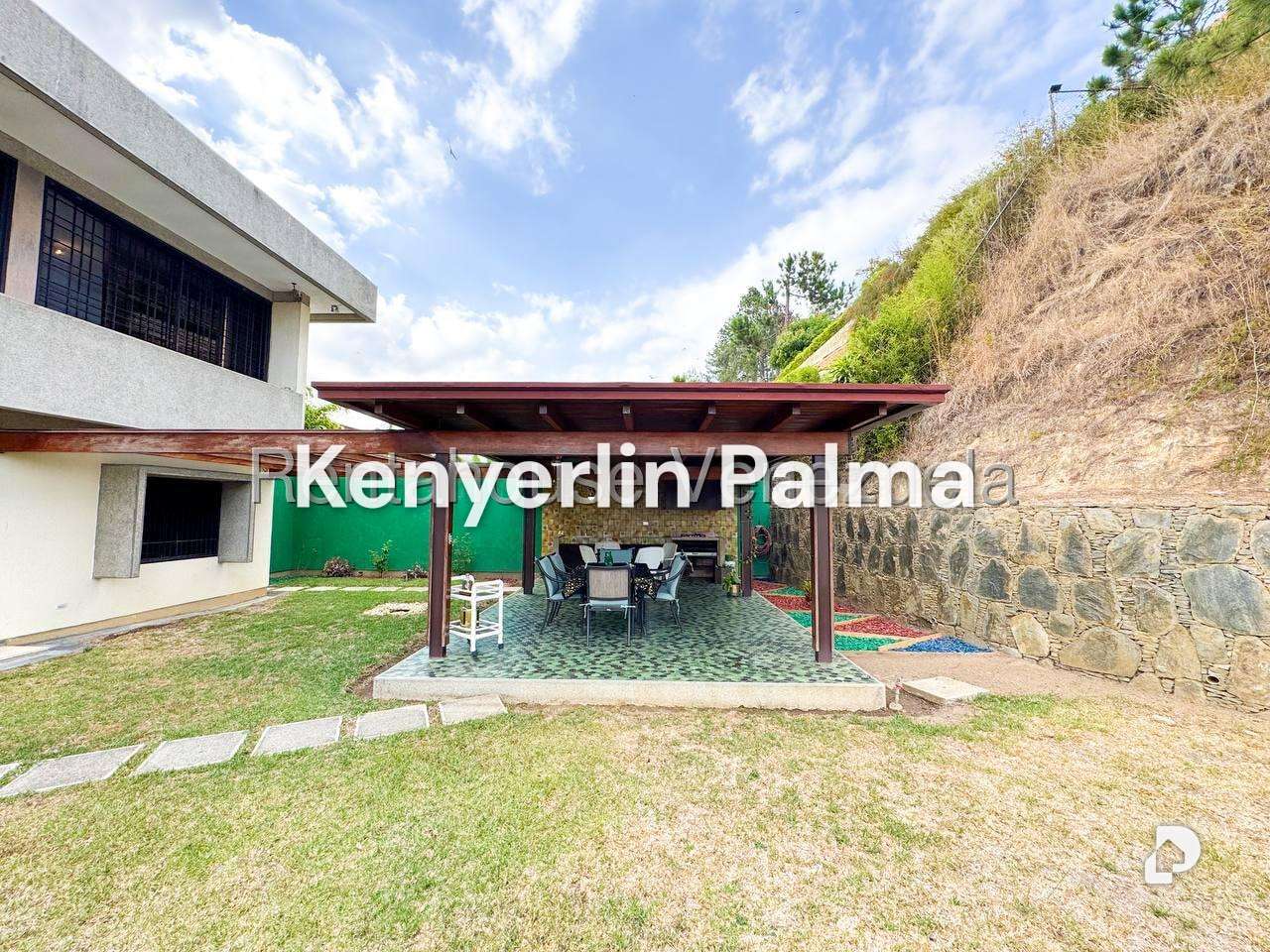 Casa en Los Naranjos (del Cafetal), Caracas – 22