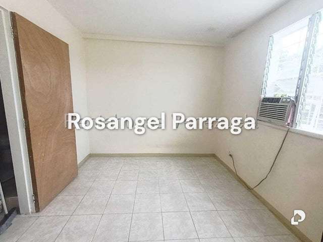 Townhouse en Flor Amarillo, Valencia – 12