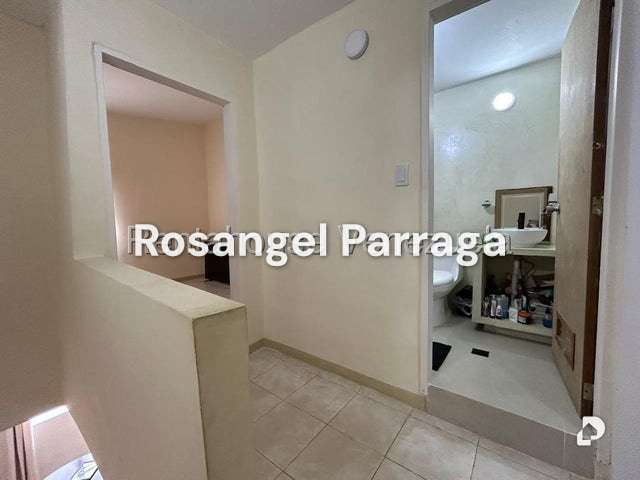 Townhouse en Flor Amarillo, Valencia – 13