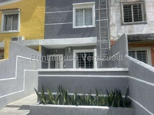 Casa en Flor Amarillo, Valencia - 1