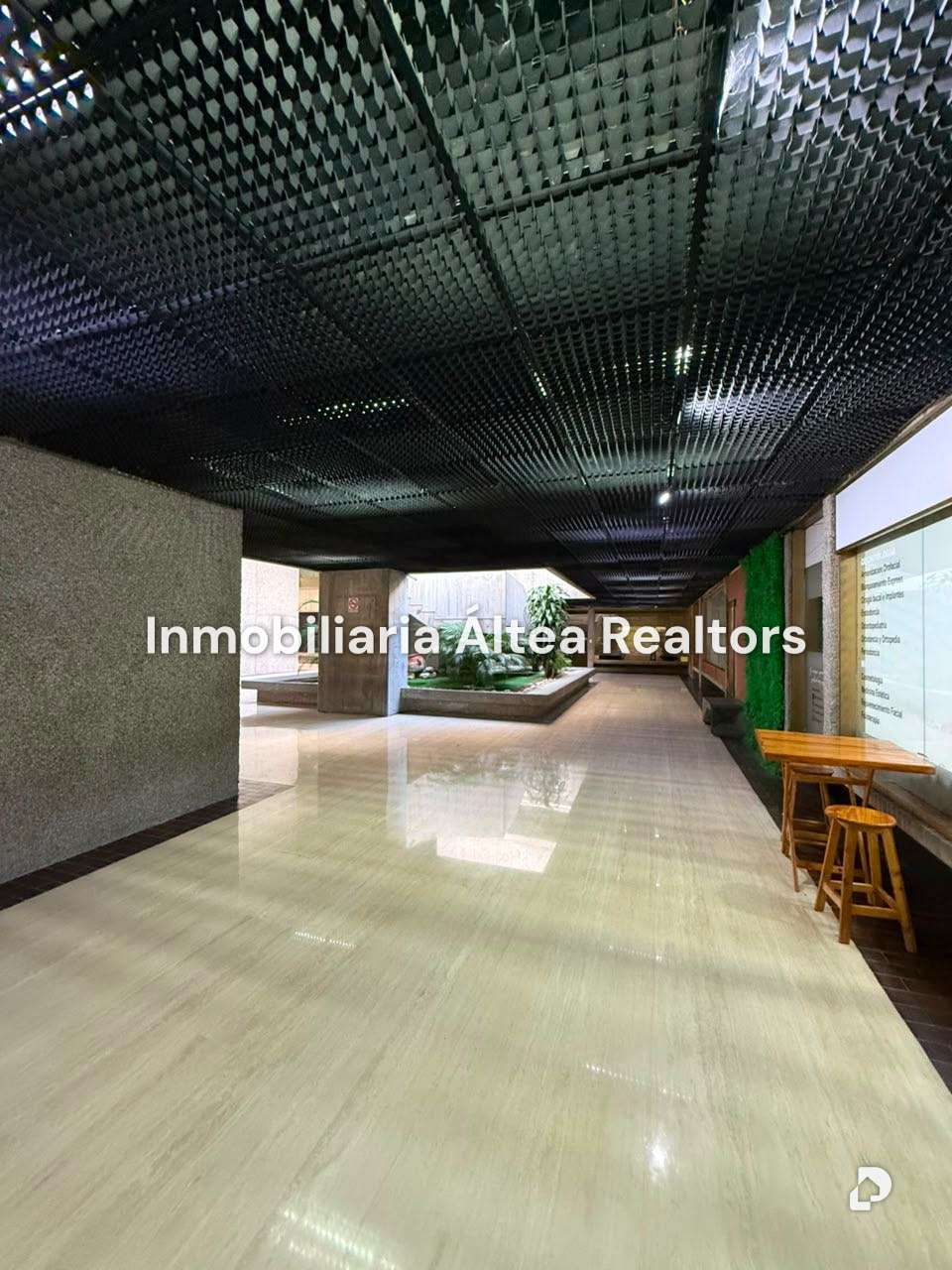 Local comercial en Las Mercedes, Caracas – 2
