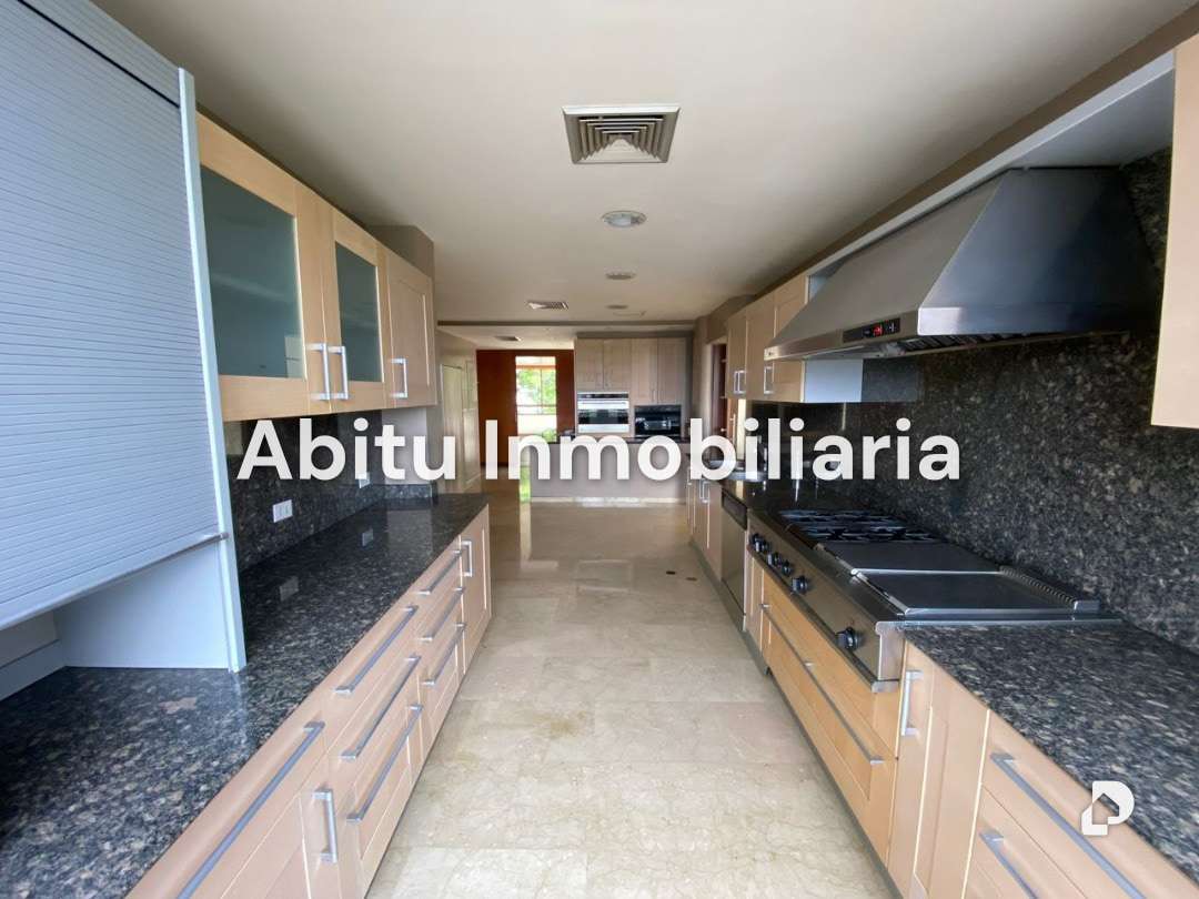 Apartamento en Altamira, Caracas – 7