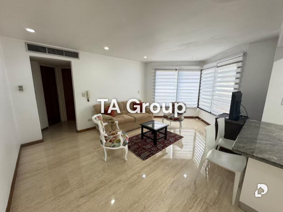 Apartamento en El Rosal, Caracas – 2