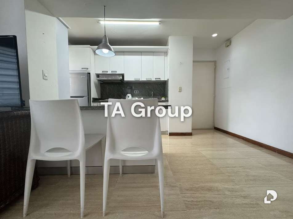 Apartamento en El Rosal, Caracas – 8