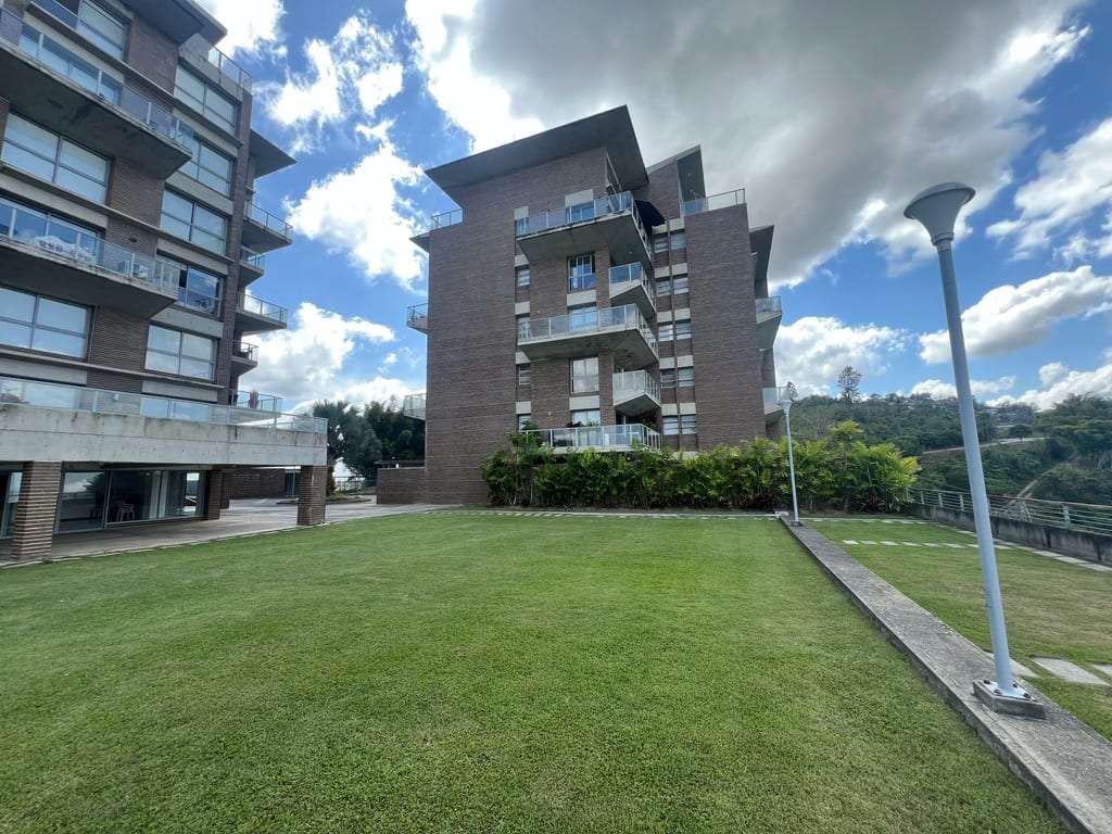Apartamento en Alto Hatillo, Caracas - 1