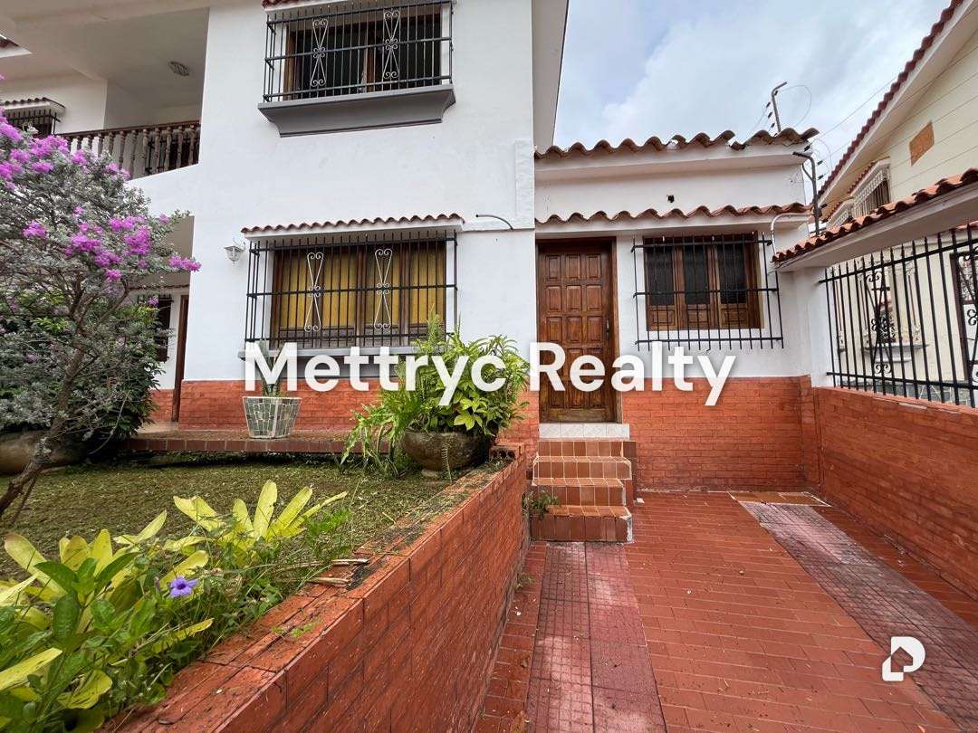 Casa en Prebo I, Valencia – 2