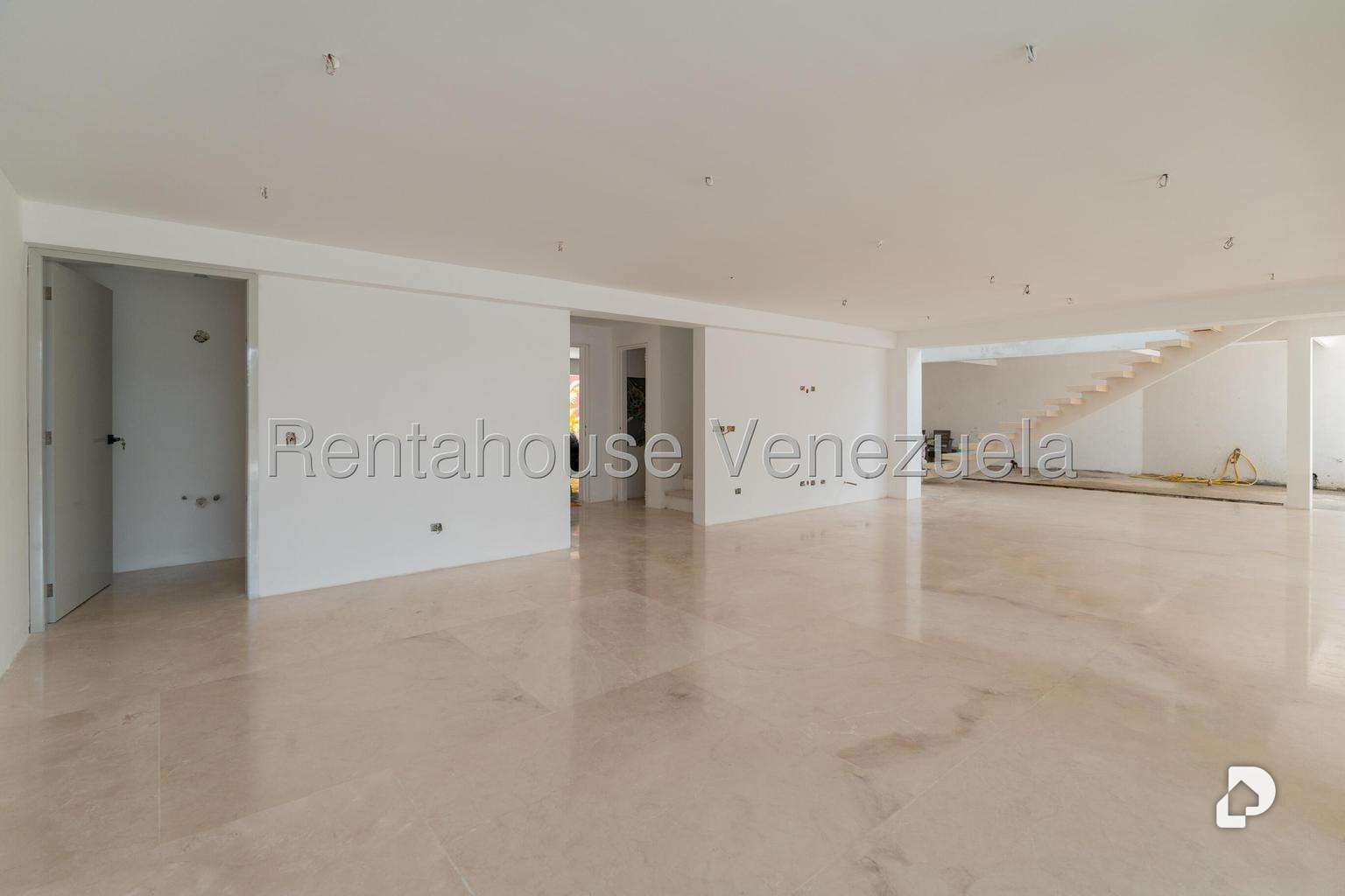 Casa en Los Naranjos (del Cafetal), Caracas – 25