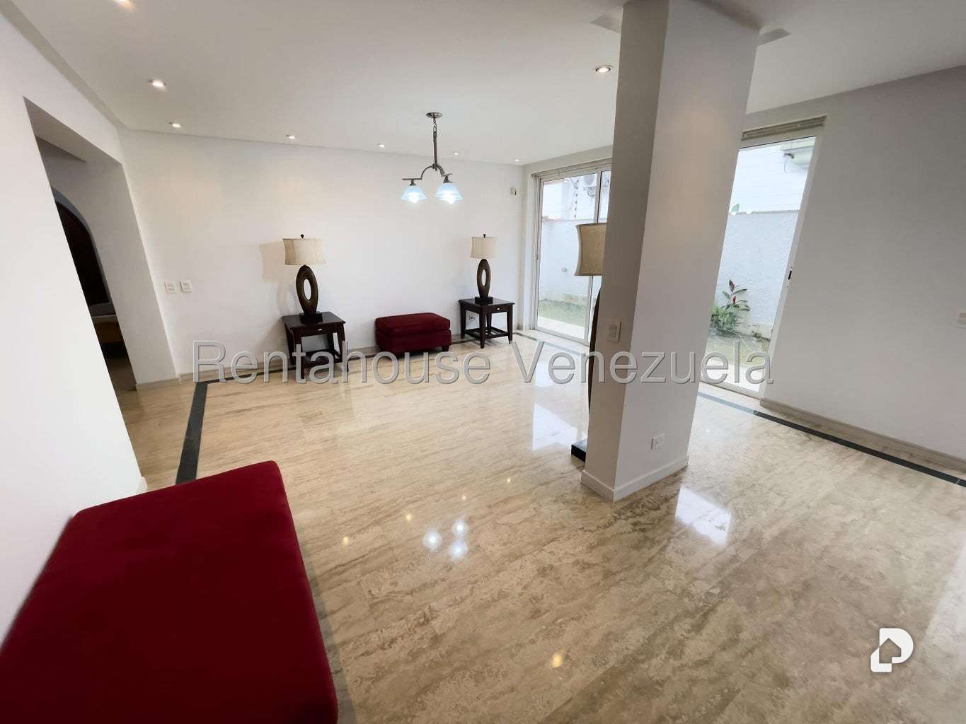 Casa en Santa Paula, Caracas – 17