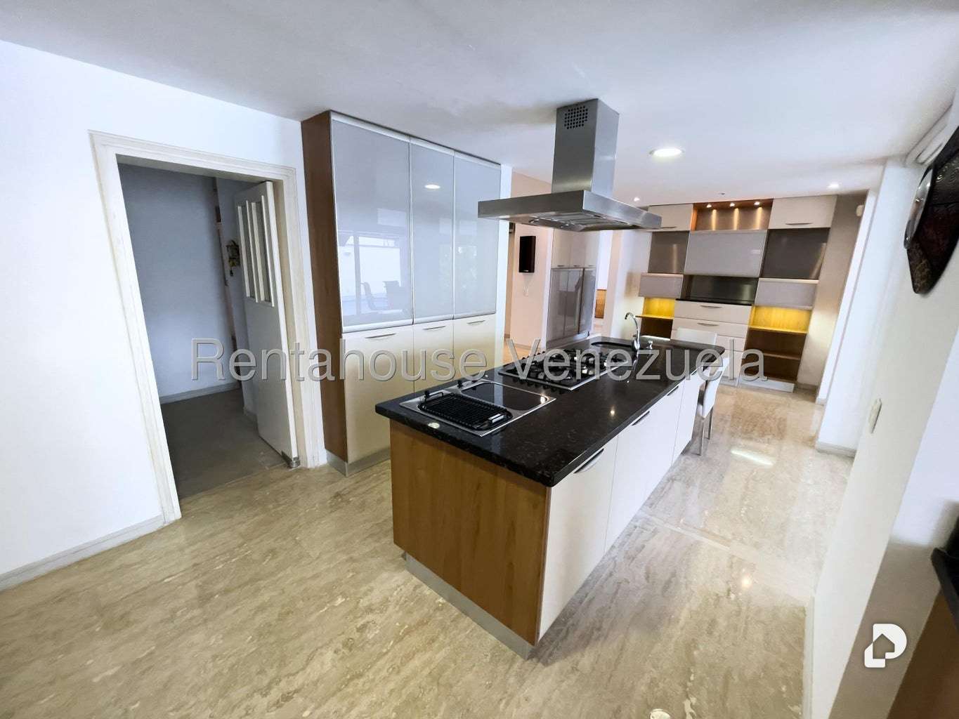 Casa en Santa Paula, Caracas – 13