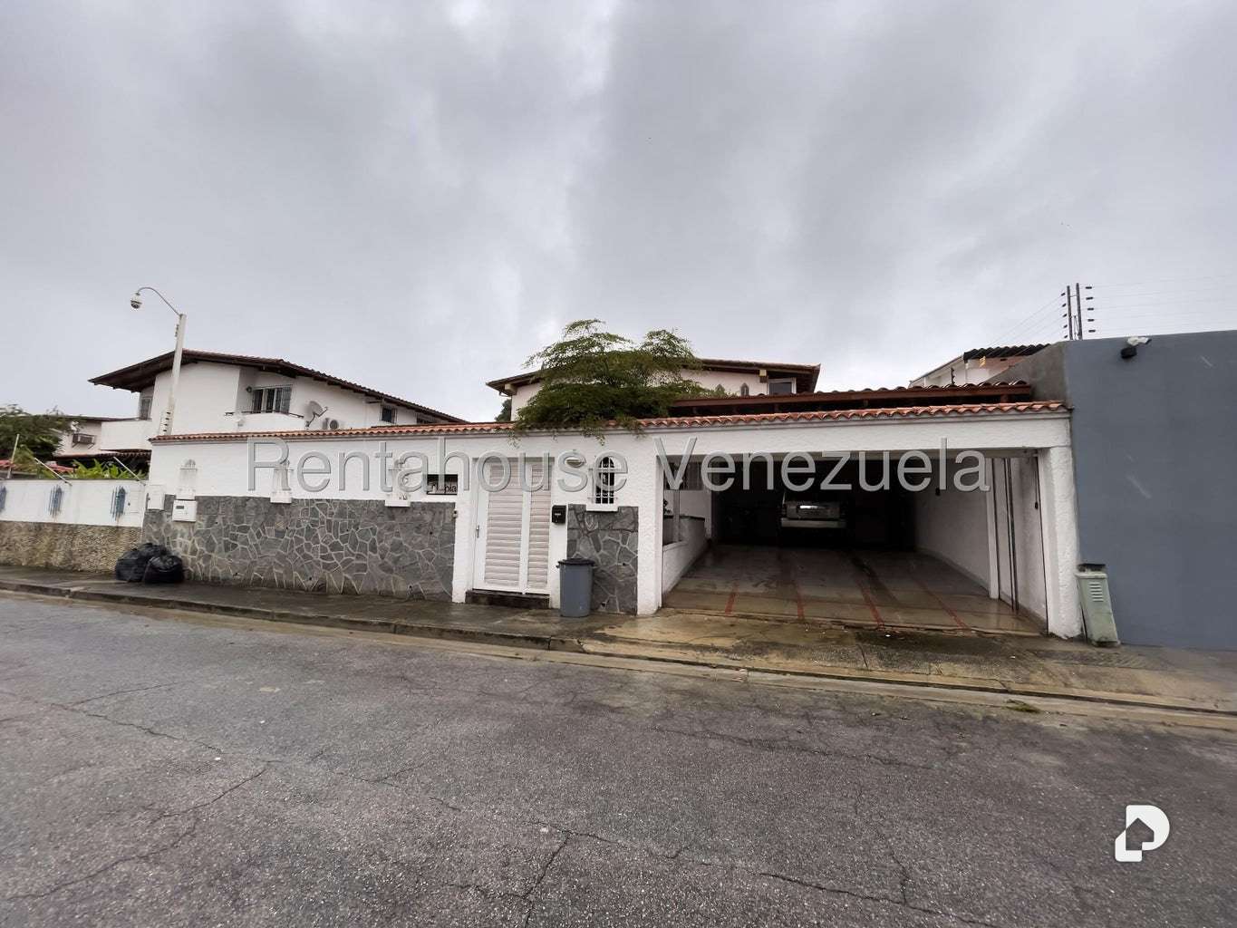 Casa en Santa Paula, Caracas – 3