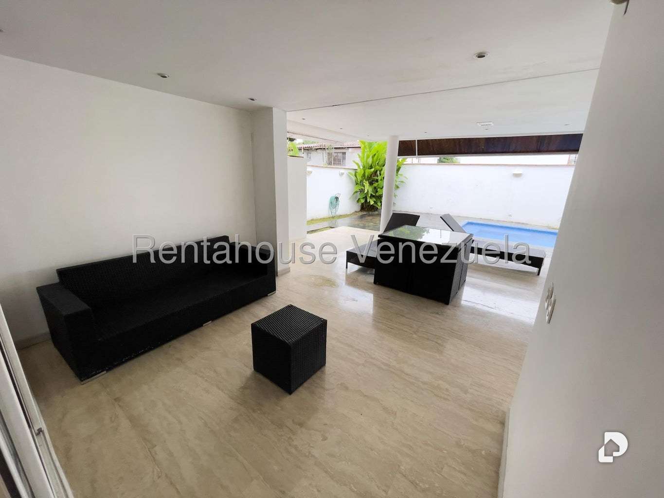 Casa en Santa Paula, Caracas – 18