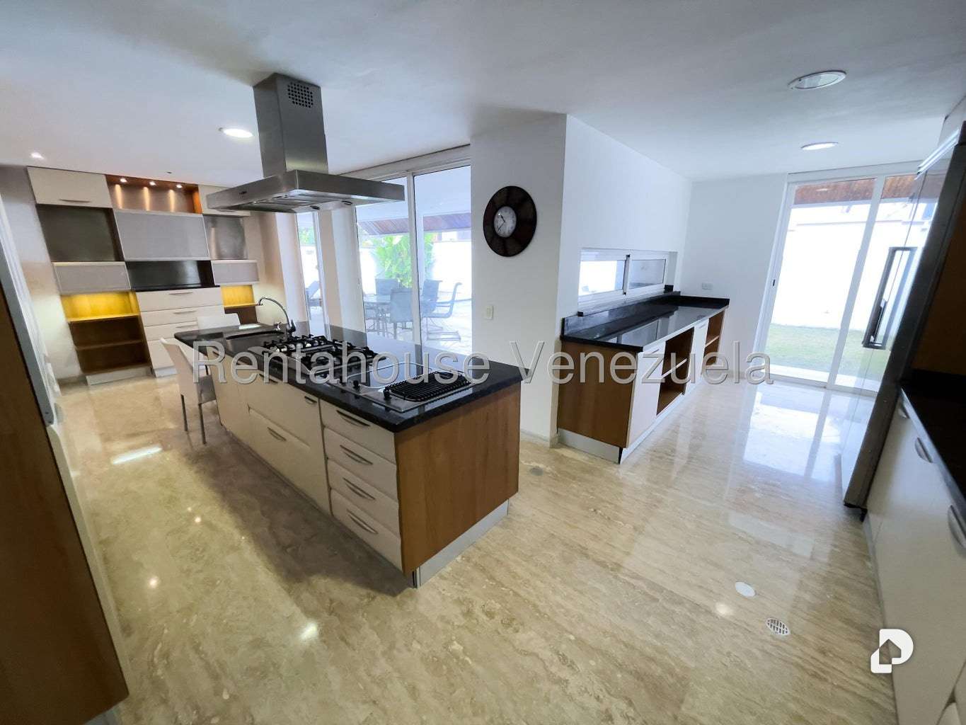 Casa en Santa Paula, Caracas – 12