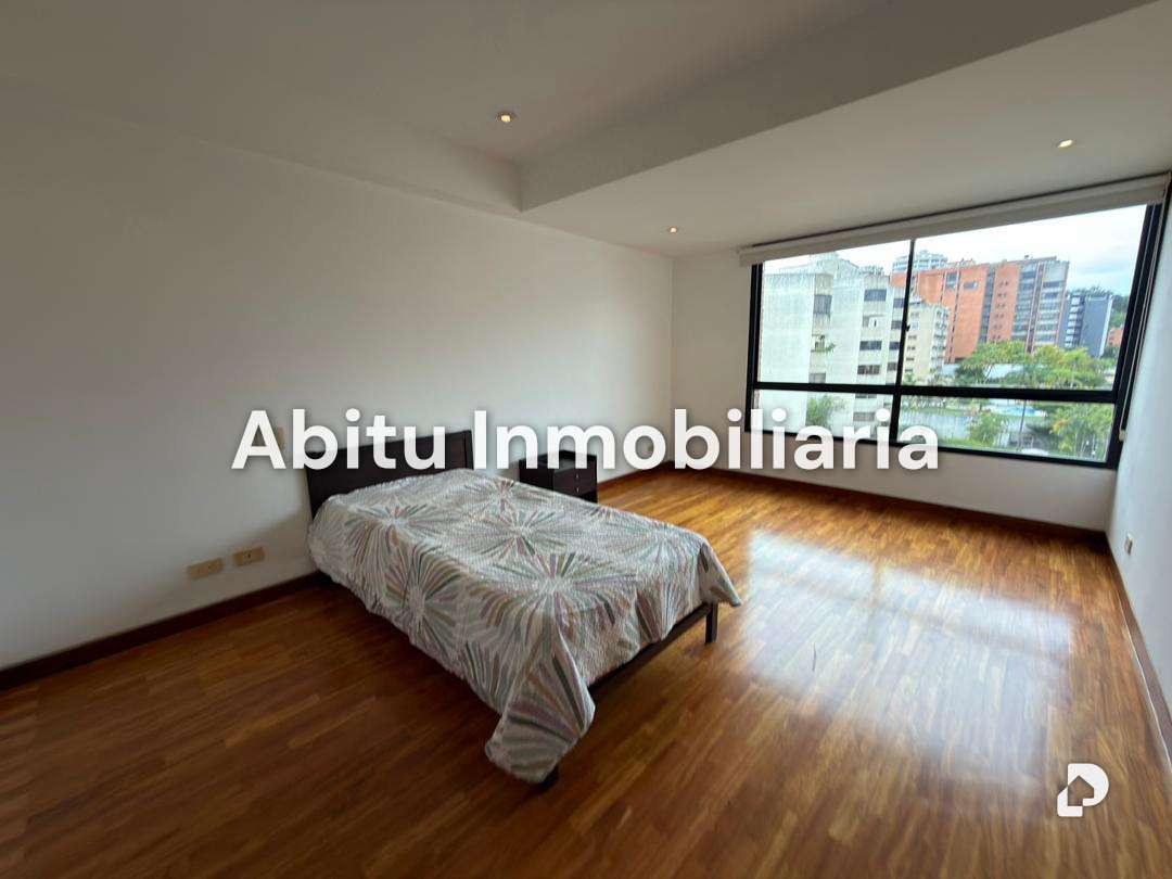 Apartment in Colinas de Valle Arriba, Caracas – 12