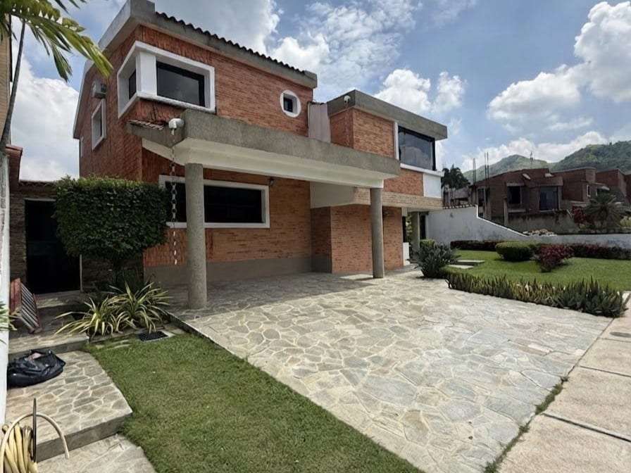 Casa en Guataparo Country Club, Valencia - 1