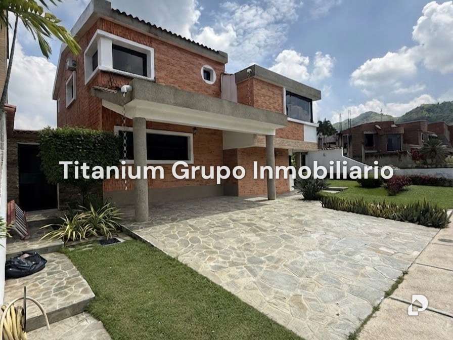 Casa en Guataparo Country Club, Valencia – 1