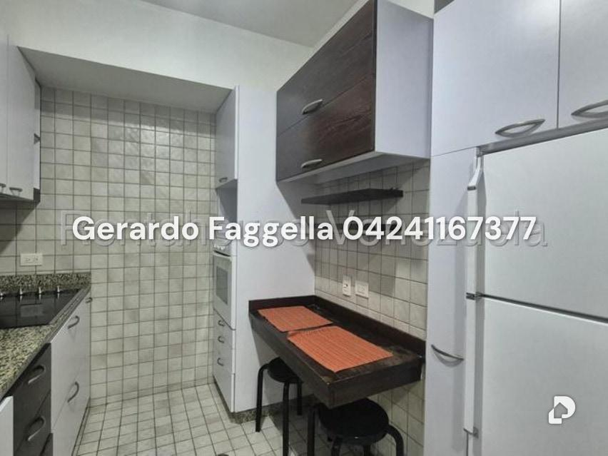 Apartamento en El Rosal, Caracas – 3
