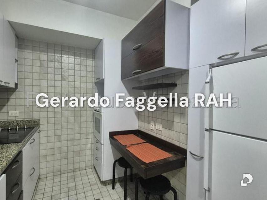 Apartamento en El Rosal, Caracas – 3