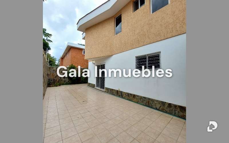 Casa en La Lagunita, Caracas – 2