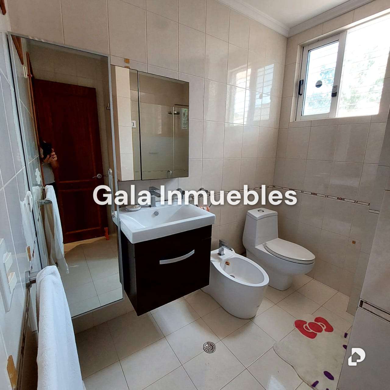 Casa en La Lagunita, Caracas – 24