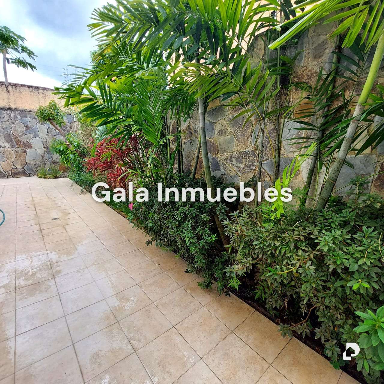 Casa en La Lagunita, Caracas – 7