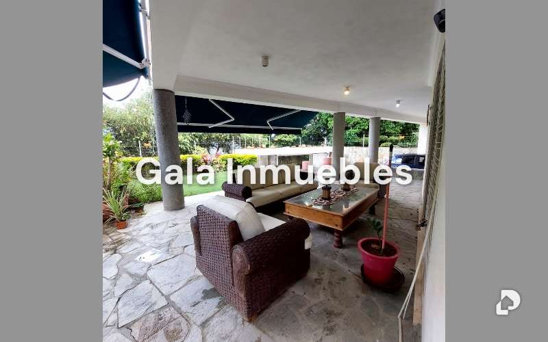 Casa en La Lagunita, Caracas – 12