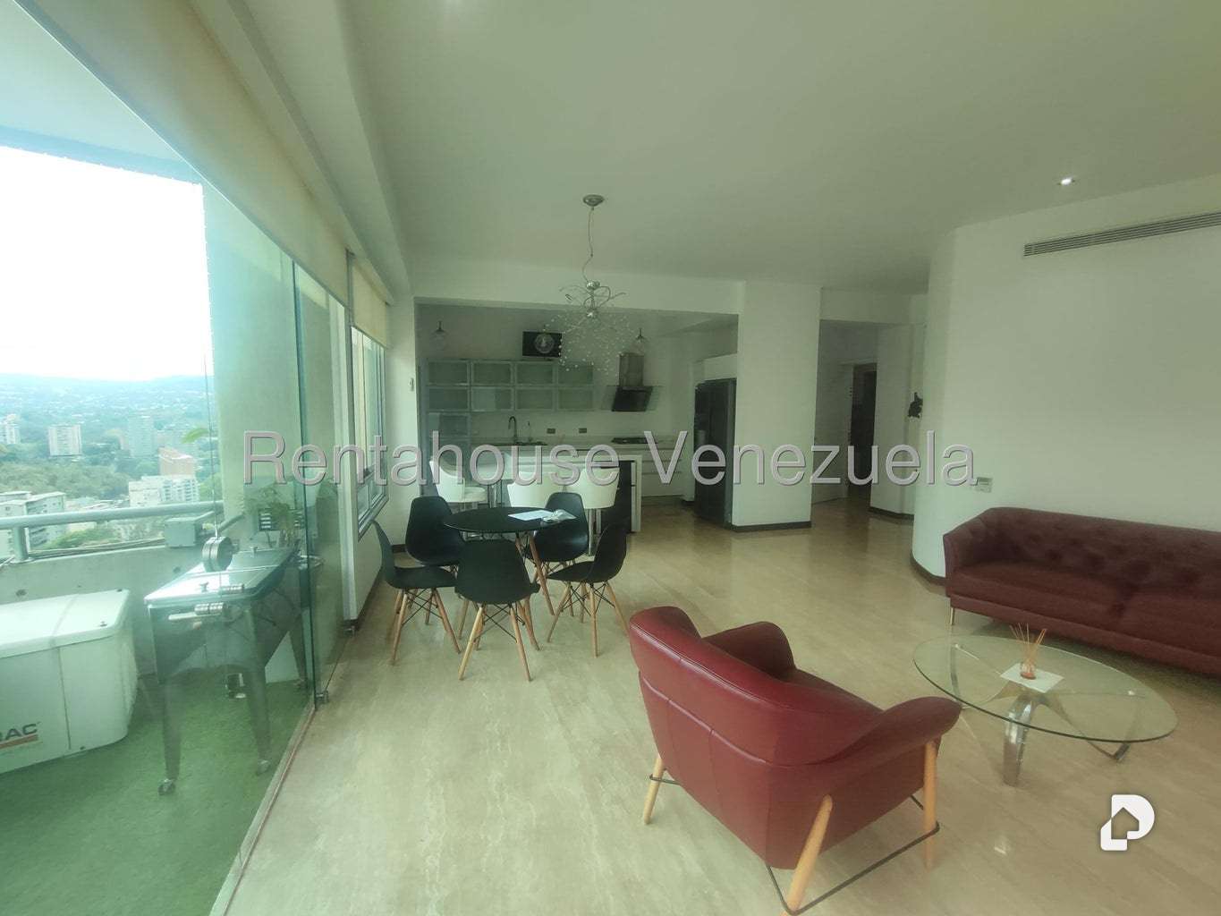 Apartment in Las Mesetas de Santa Rosa de Lima, Caracas – 11