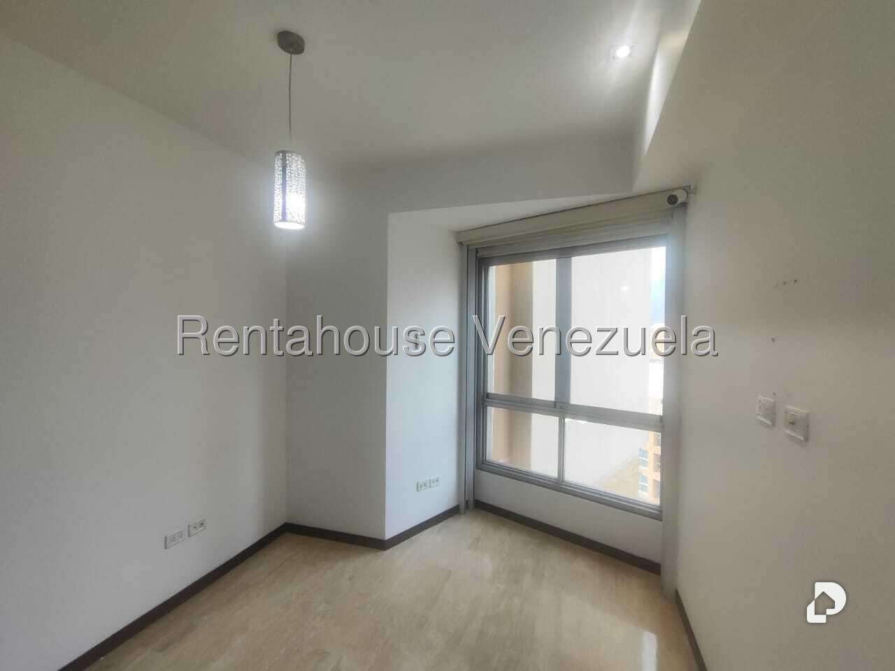 Apartment in Las Mesetas de Santa Rosa de Lima, Caracas – 19