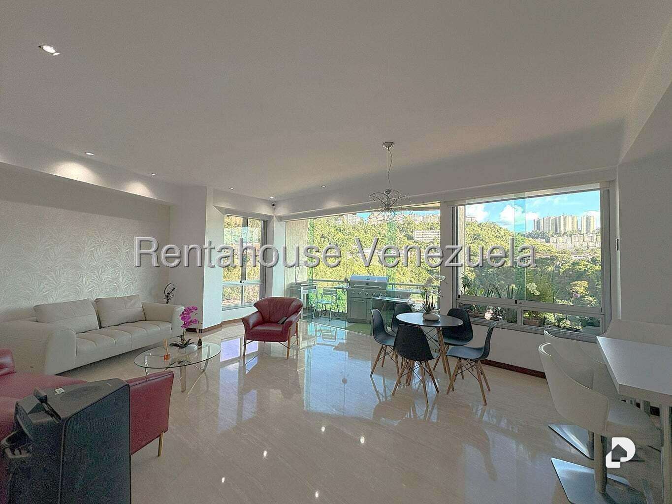 Apartment in Las Mesetas de Santa Rosa de Lima, Caracas – 3