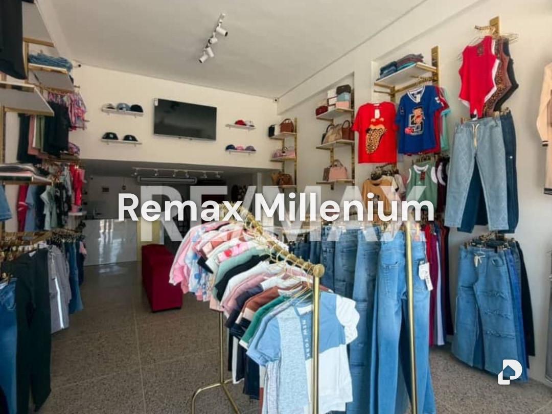 Local comercial en Dirección: CC Lago Sur. Avenida 6 con Calle 162. El Perú, San Francisc, San Francisco – 4