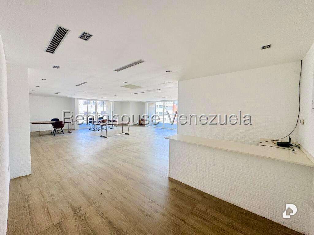 Local comercial en El Rosal, Caracas – 2