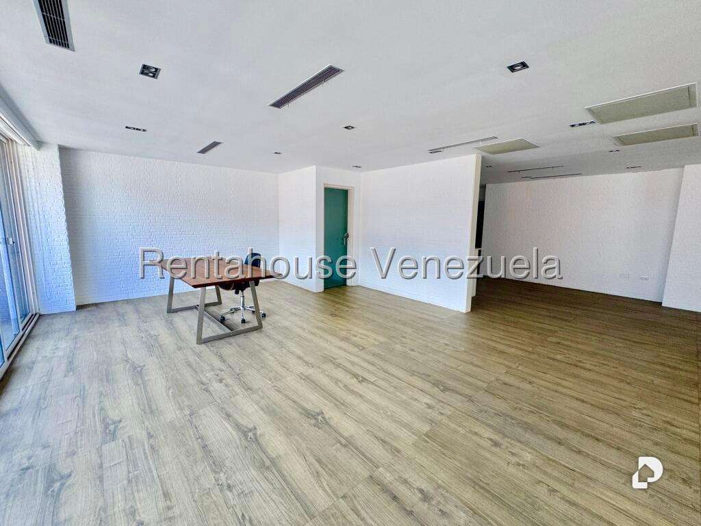 Local comercial en El Rosal, Caracas – 8