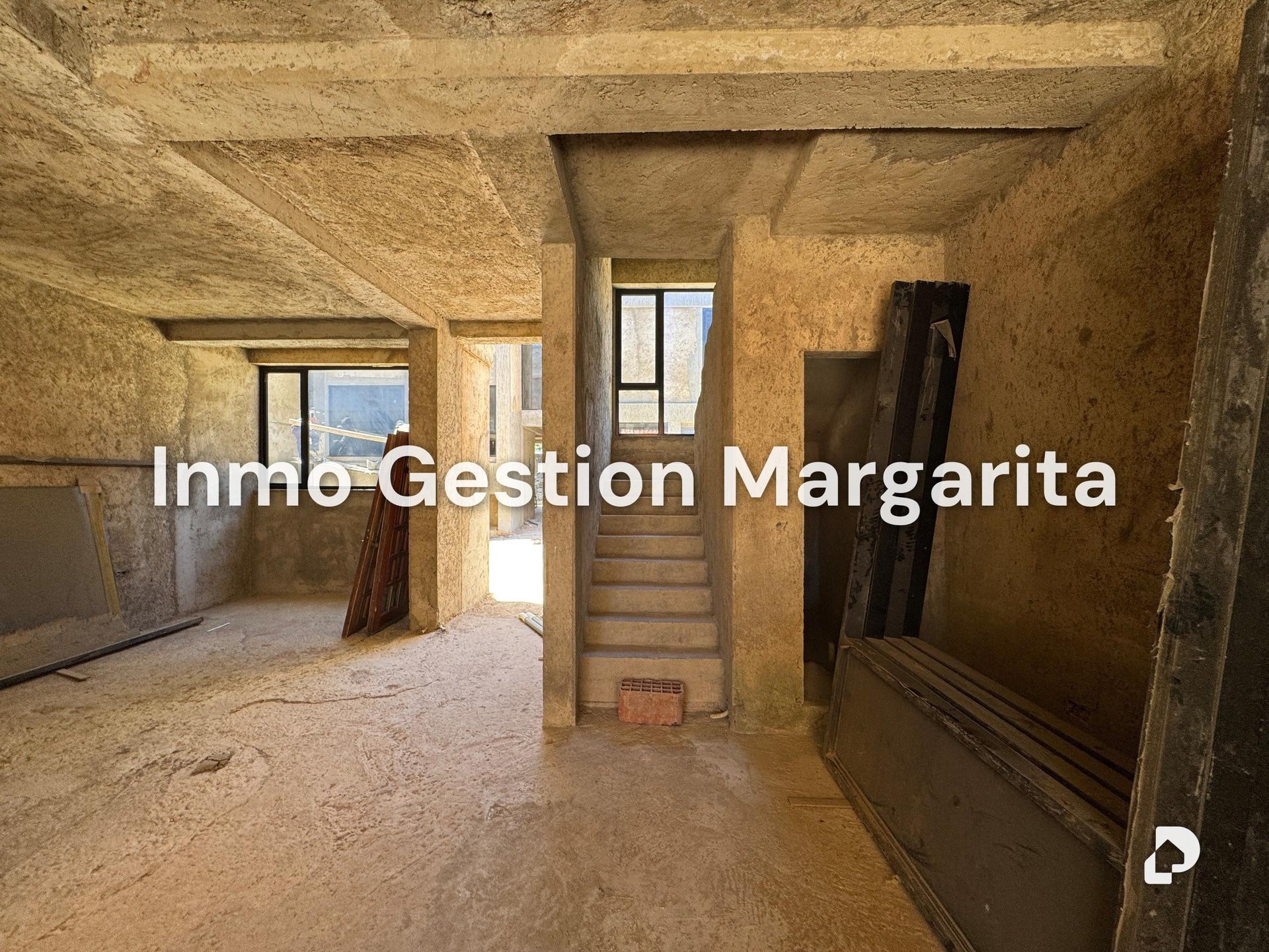 Townhouse en Jorge Coll, Pampatar – 5