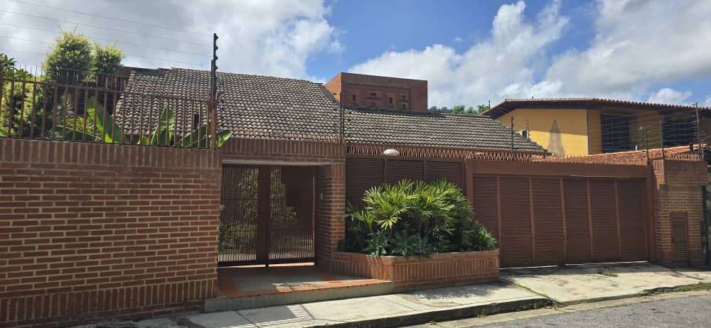 Casa en Colinas de Tamanaco, Caracas - 1