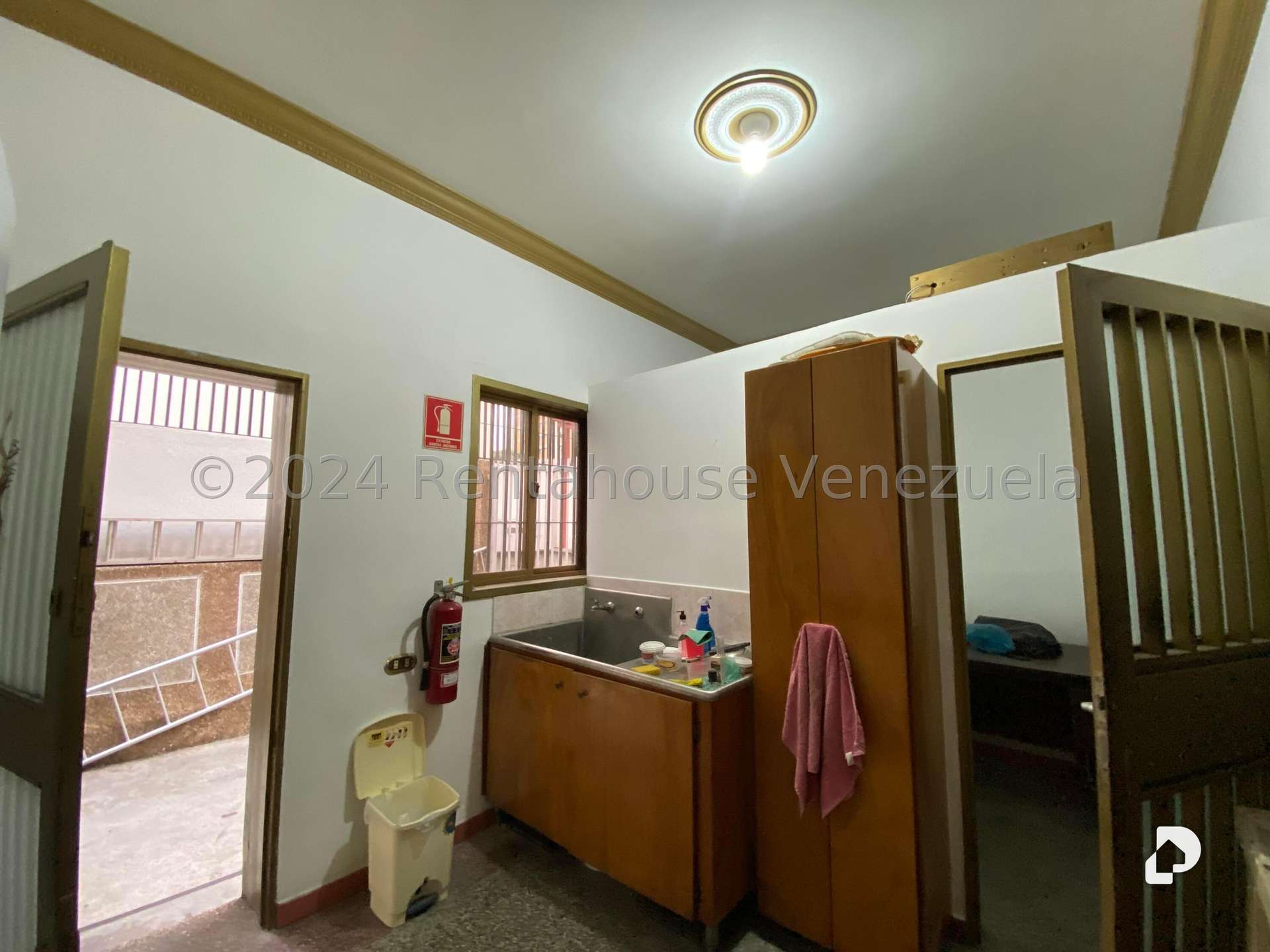 Edificio en Valle Abajo, Caracas – 12