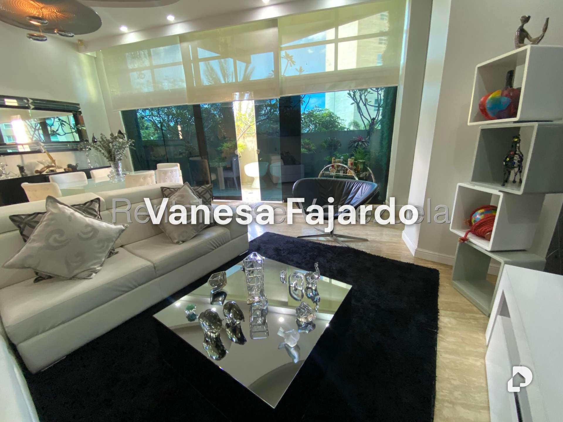 Apartamento en Las Mesetas de Santa Rosa de Lima, Caracas – 8