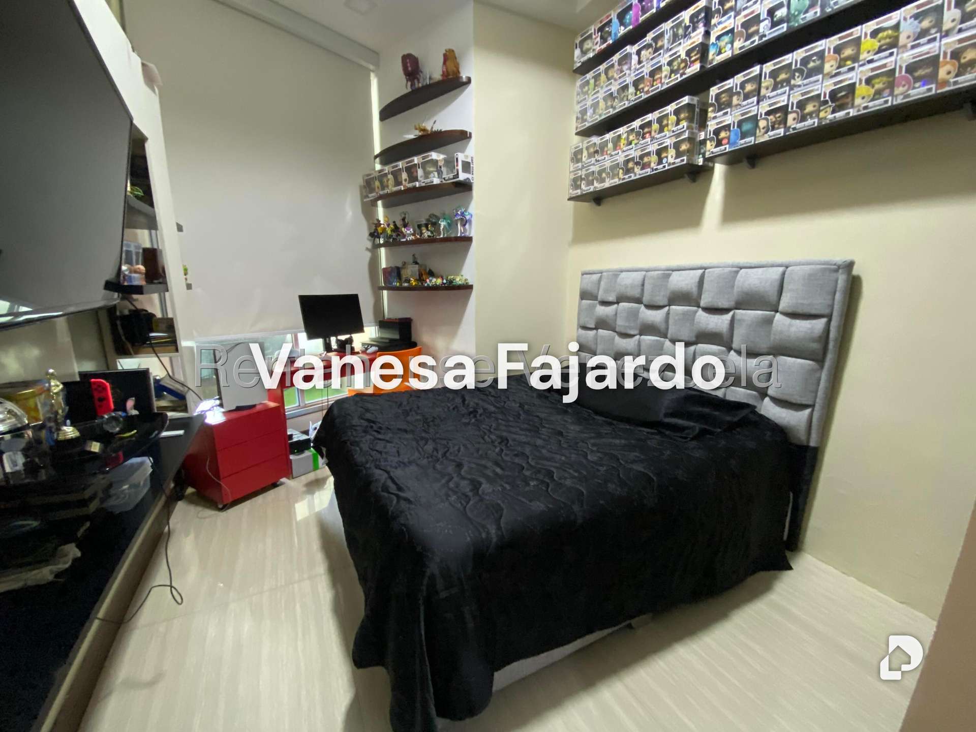 Apartamento en Las Mesetas de Santa Rosa de Lima, Caracas – 12